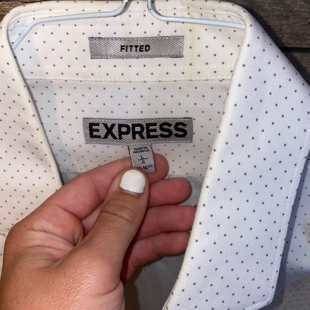Men’s Express Button down - Picture 2 of 2